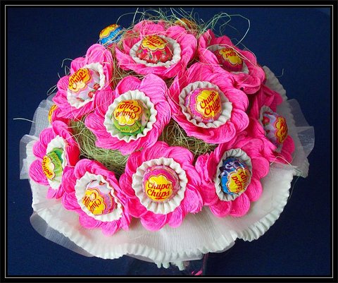bukiet z lizaków chupa chups 18 na osiemnastkę.jpg